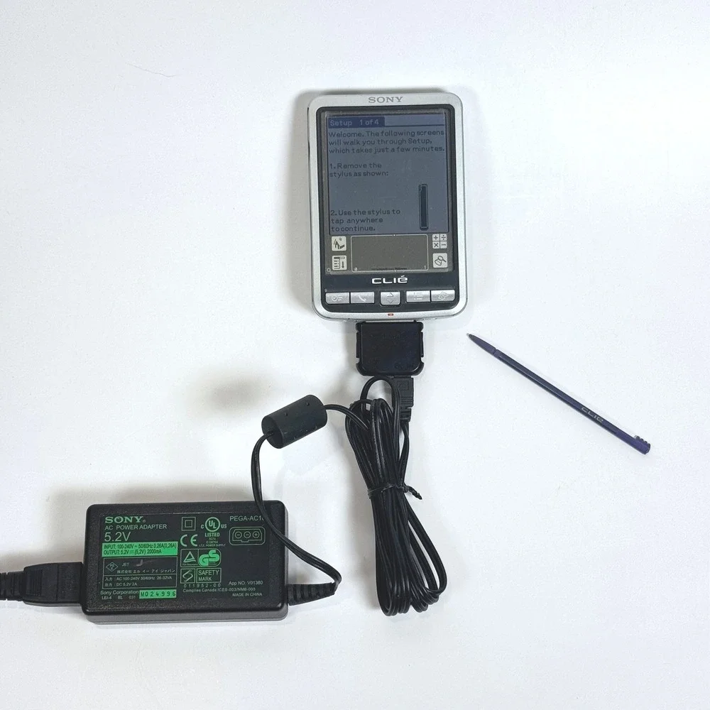 Sony CLIE PEG-SJ22/U Personal Entertainment Organizer Palm OS PDA wCharger Works